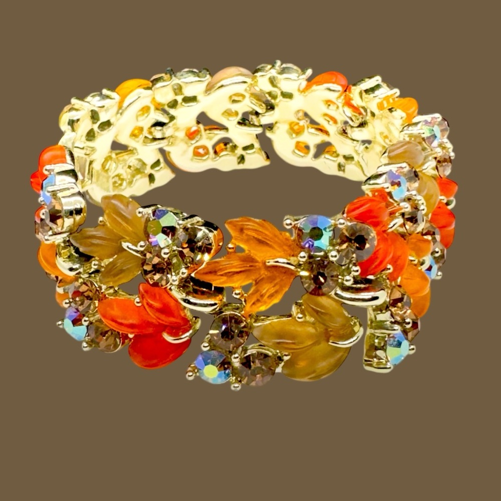 Vintage Hallmarked Lisner Fall Colored Acrylic Leaves & Rhinestone Bracelet - Picture 4 of 12